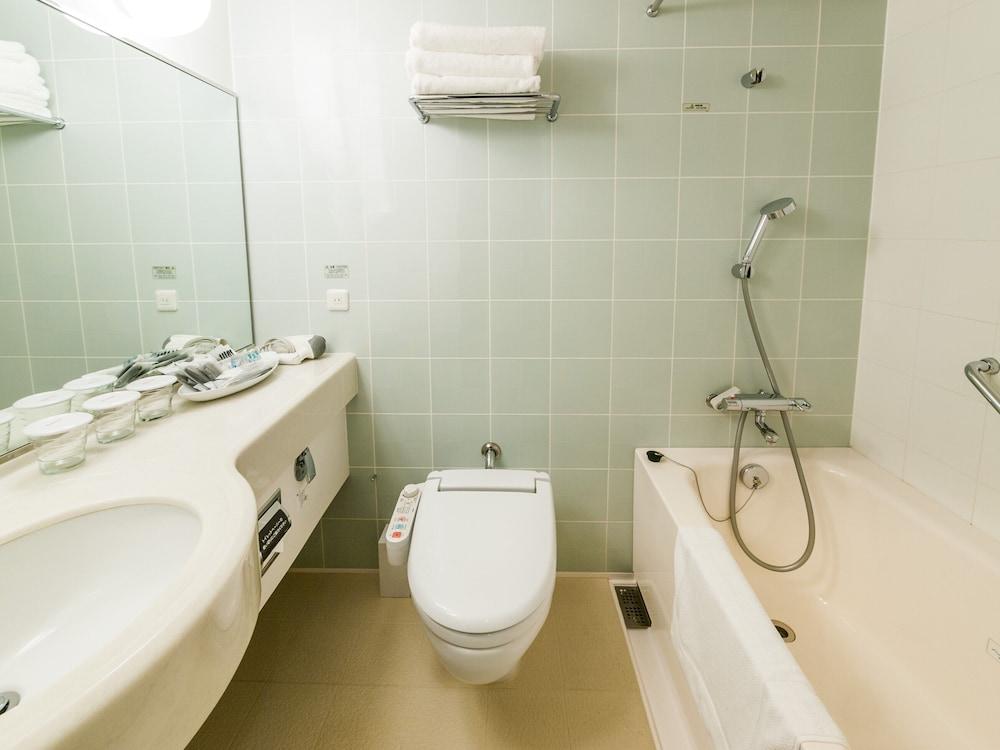 Richmond Hotel Fukuoka Tenjin Eksteriør billede